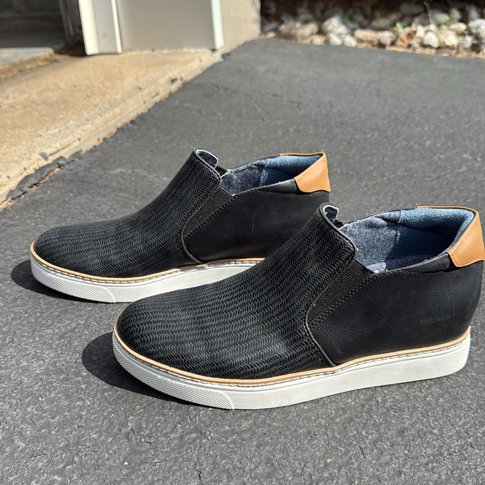 Black Slip-On Dr.Scholl’s Shoes 7.5